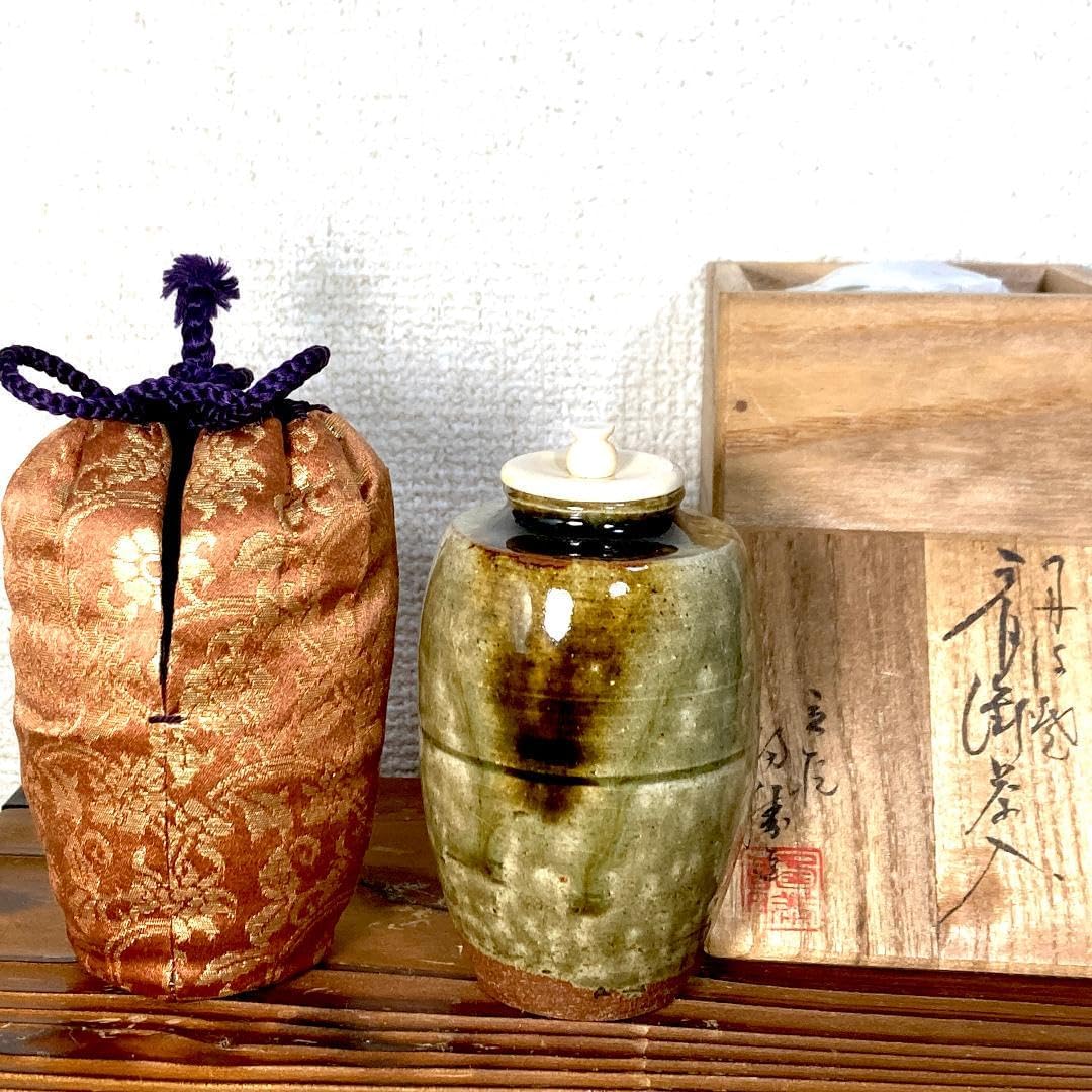 【茶道具】市野陶勝造　丹波焼肩衝茶入（共箱） 丹波焼 肩衝茶入 市野信水(作) 象牙蓋 仕服 共箱 | 古美術ささき